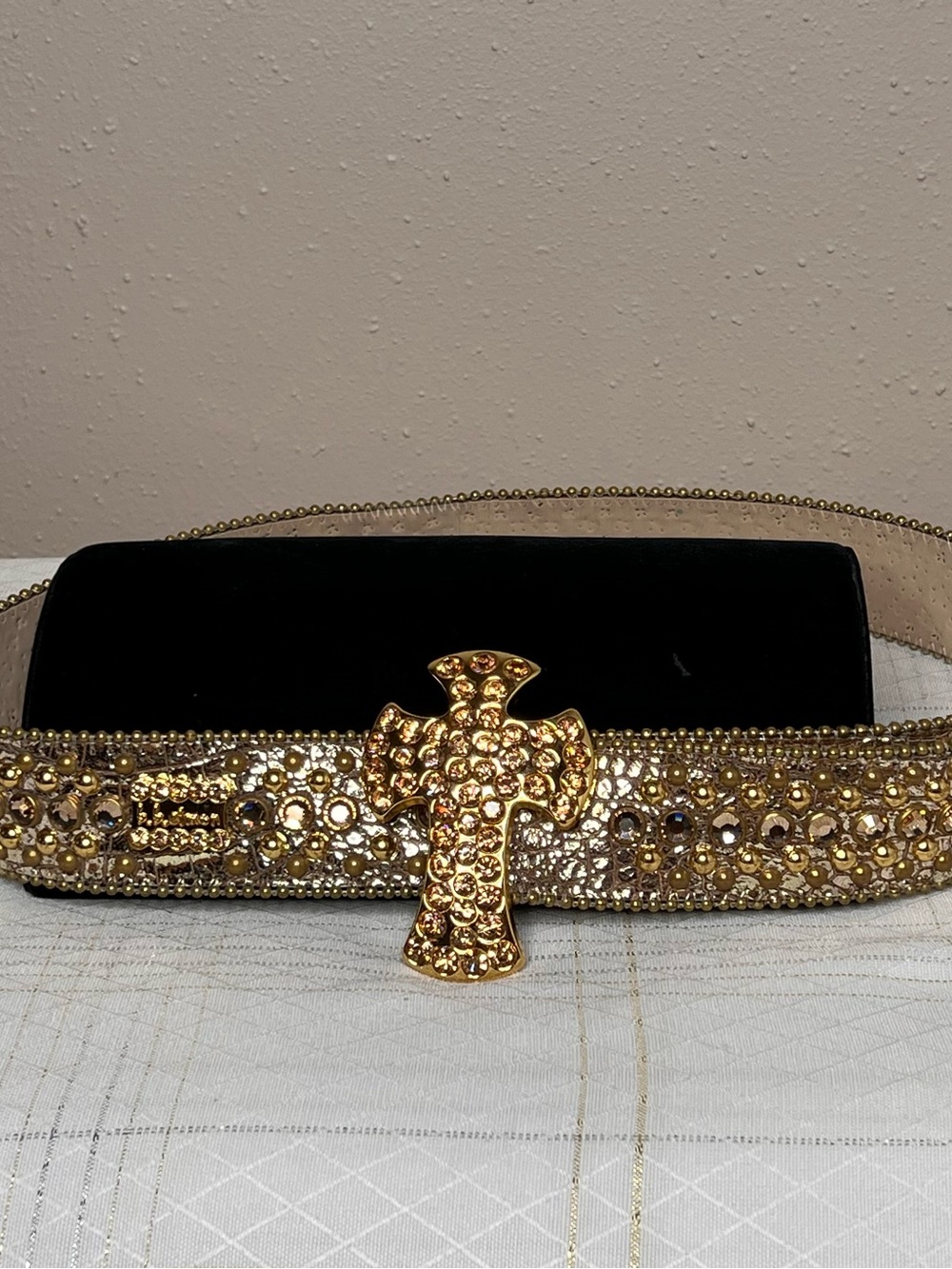 BB Simons Leather Belt with Gold Cross Buckle With Swarovski Crystals Size L 38”